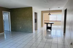 8136 NW 21st Ct, Sunrise, FL 33322 - Photo 11
