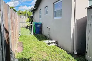 8136 NW 21st Ct, Sunrise, FL 33322 - Photo 29