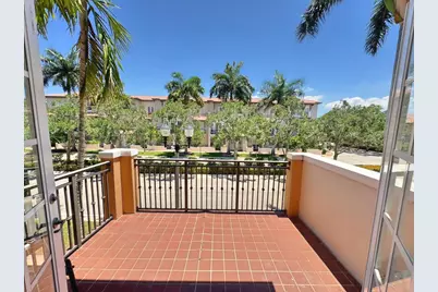 474 SW 147th Avenue, Pembroke Pines, FL 33027 - Photo 3