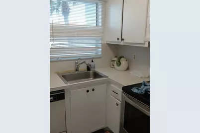 8460 Sunrise Lakes Boulevard, Sunrise, FL 33322 - Photo 25