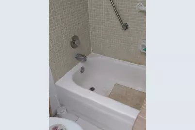 8460 Sunrise Lakes Boulevard, Sunrise, FL 33322 - Photo 23