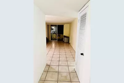 8460 Sunrise Lakes Boulevard, Sunrise, FL 33322 - Photo 5