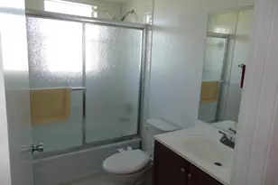 7640 NW 18th St, Margate, FL 33063 - Photo 37