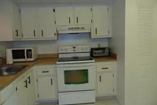 7640 NW 18th St, Margate, FL 33063 - Photo 27