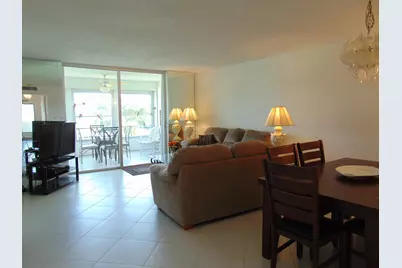 7640 NW 18th Street #401, Margate, FL 33063 - Photo 15