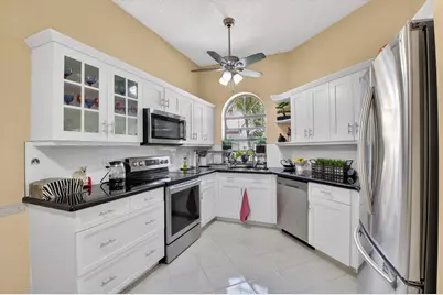 5235 Europa Drive #Apt L, Boynton Beach, FL 33437 - Photo 17