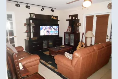54 N Matador Lane, Davie, FL 33324 - Photo 3