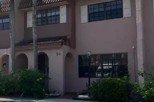 54 N Matador Ln, Davie, FL 33324 - Photo 9