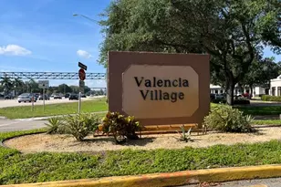 54 N Matador Ln, Davie, FL 33324 - Photo 9