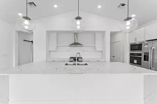 10080 NW Field Flower Trail, Port Saint Lucie, FL 34987 - Photo 11