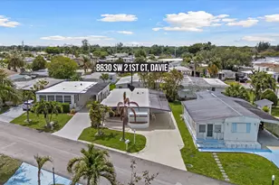 8630 SW 21st Ct, Davie, FL 33324 - Photo 27