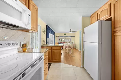 8630 SW 21st Court, Davie, FL 33324 - Photo 5