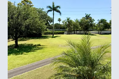 5055 Oakhill Lane #221, Delray Beach, FL 33484 - Photo 7