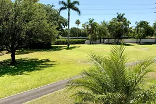 5055 Oakhill Ln, Delray Beach, FL 33484 - Photo 7