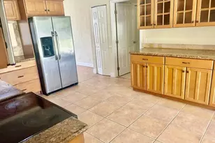 5447 Twin Oakes Rd, Greenacres, FL 33463 - Photo 7