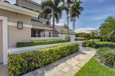 4961 Bocaire Boulevard, Boca Raton, FL 33487 - Photo 11