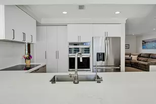 3930 NE 21st Ave, Fort Lauderdale, FL 33308 - Photo 5