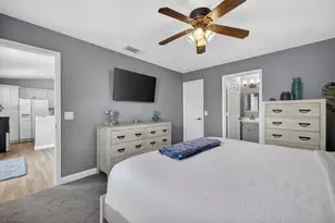 1031 SW Idol Ave, Port Saint Lucie, FL 34953 - Photo 17