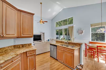 7600 Ridgefield Lane, Lake Worth, FL 33467 - Photo 21