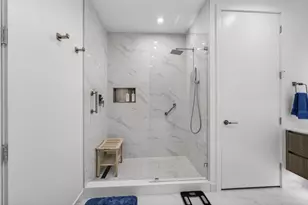 220 Lake Shore Dr, West Palm Beach, FL 33403 - Photo 25