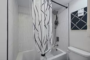 2532 S Boundbrook Dr S, Palm Springs, FL 33406 - Photo 15