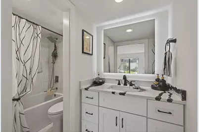 2532 S Boundbrook Dr S #102, Palm Springs, FL 33406 - Photo 3