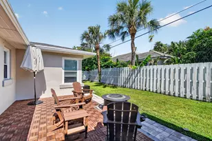 22 Oceanview Dr, Ocean Ridge, FL 33435 - Photo 17