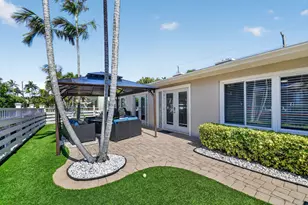 22 Oceanview Dr, Ocean Ridge, FL 33435 - Photo 5