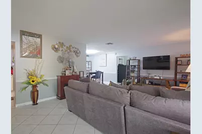 5813 NW 82nd Avenue, Tamarac, FL 33321 - Photo 7