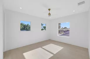 309 Claremont Ln, West Palm Beach, FL 33404 - Photo 31