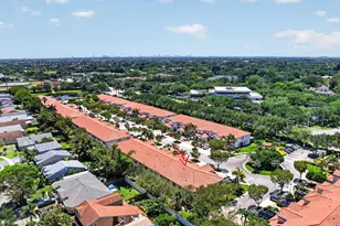 9761 Darlington Pl, Cooper City, FL 33328 - Photo 37