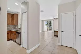 9761 Darlington Pl, Cooper City, FL 33328 - Photo 5