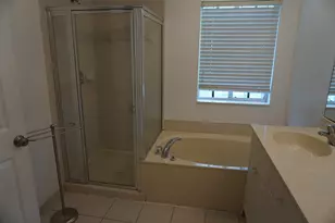 2030 Nassau Dr, West Palm Beach, FL 33404 - Photo 9