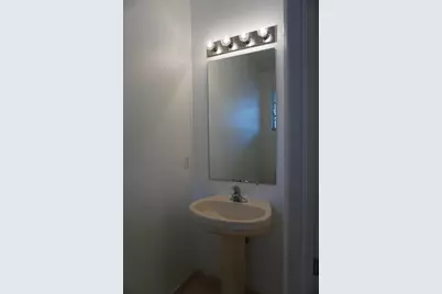 2030 Nassau Drive, West Palm Beach, FL 33404 - Photo 5