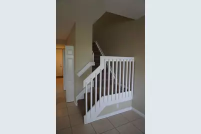 2030 Nassau Drive, West Palm Beach, FL 33404 - Photo 11