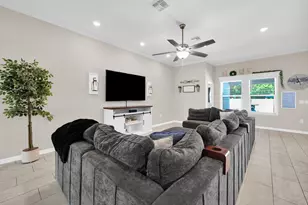 5515 NW Whitecap Rd, Port Saint Lucie, FL 34986 - Photo 9
