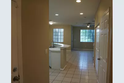 2022 Freeport Lane, Riviera Beach, FL 33404 - Photo 9