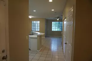 2022 Freeport Ln, Riviera Beach, FL 33404 - Photo 9