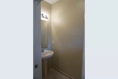 2022 Freeport Lane, Riviera Beach, FL 33404 - Photo 5