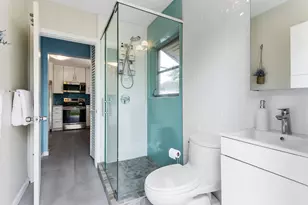 2640 NW 9th Ln, Wilton Manors, FL 33311 - Photo 23