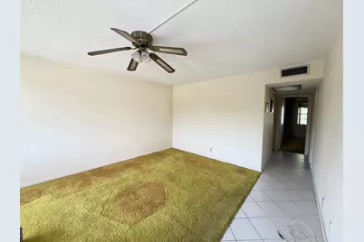 392 Grantham F #392, Deerfield Beach, FL 33442 - Photo 5