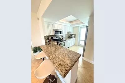 333 NE 21st Avenue #1704, Deerfield Beach, FL 33441 - Photo 9