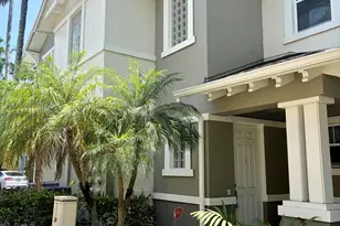 499 Corte Madera Ln, West Palm Beach, FL 33401 - Photo 1