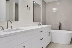 6647 Boca Hermosa Ln, Boca Raton, FL 33433 - Photo 15