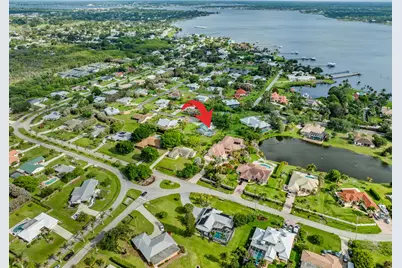2415 NW Cove View, Stuart, FL 34994 - Photo 15