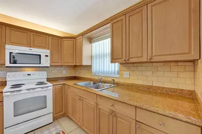 1300 N 12th Court #7b, Hollywood, FL 33019 - Photo 9