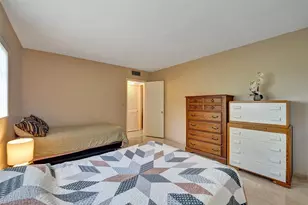 1300 N 12th Ct, Hollywood, FL 33019 - Photo 17