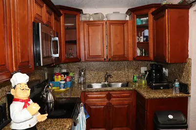 1731 NE 1st Avenue, Pompano Beach, FL 33060 - Photo 5