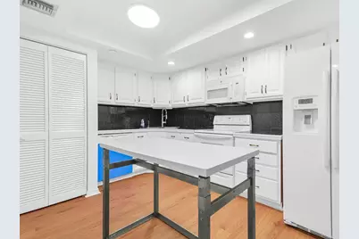 5951 Wellesley Park Drive #304, Boca Raton, FL 33433 - Photo 3