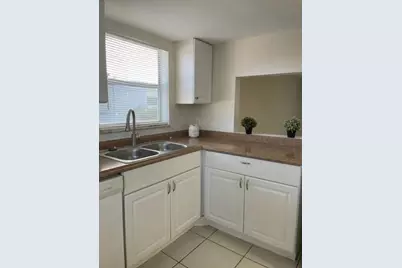 7400 NW 85th Court #101, Tamarac, FL 33321 - Photo 7